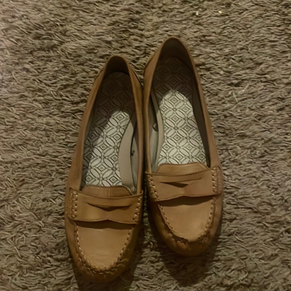 Comfortable Women's Nooks Loafer
Leather